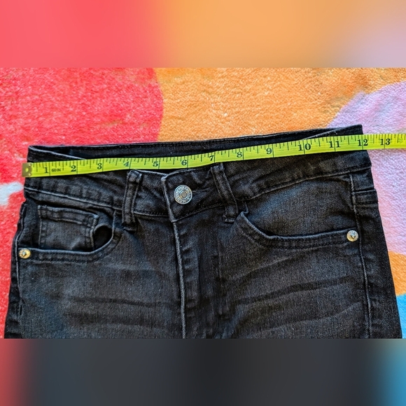 🖤 Black Straight Leg Distressed Jeans - Picture 5 of 5